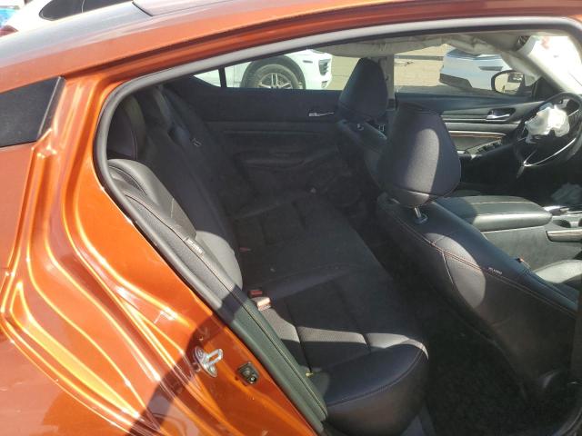 1N4BL4CV2NN354620 - 2022 NISSAN ALTIMA SR ORANGE photo 10