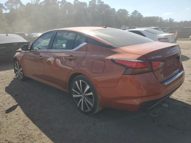 1N4BL4CV2NN354620 - 2022 NISSAN ALTIMA SR ORANGE photo 2