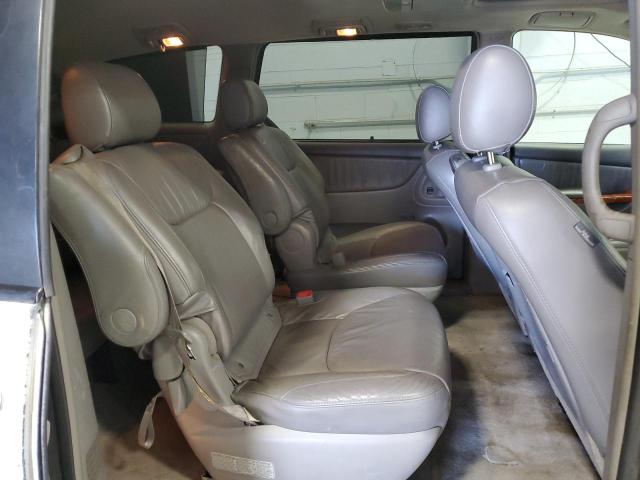 5TDBK22C98S016762 - 2008 TOYOTA SIENNA XLE WHITE photo 11