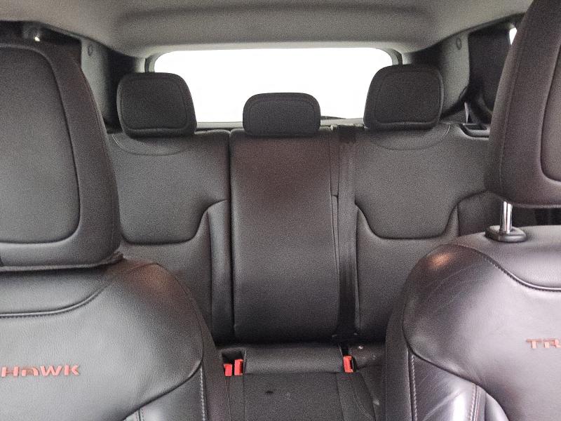 ZACNJDC13PPP22496 - 2023 JEEP RENEGADE TRAILHAWK Biały zdjęcie 10