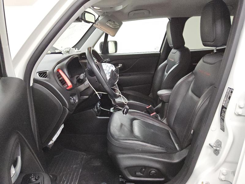 ZACNJDC13PPP22496 - 2023 JEEP RENEGADE TRAILHAWK Biały zdjęcie 7