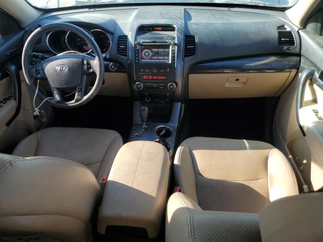 5XYKUDA63CG262844 - 2012 KIA SORENTO EX WHITE photo 8