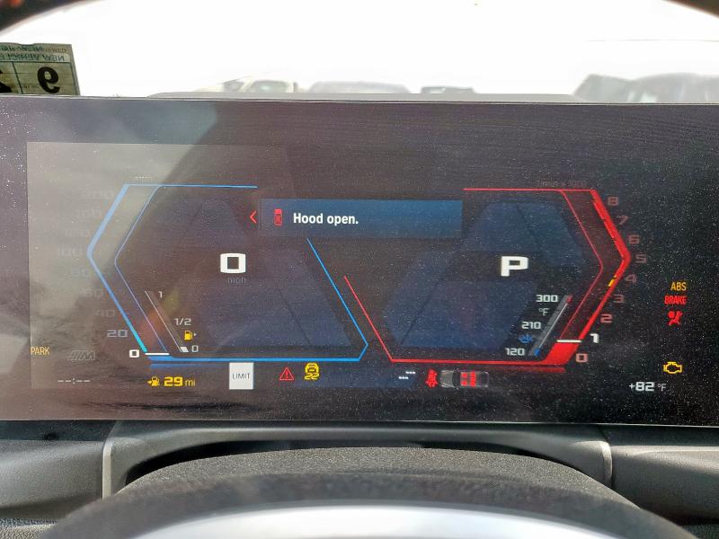 WBS33AY00PFN54332 - 2023 BMW M3 COMPETITION WHITE photo 9