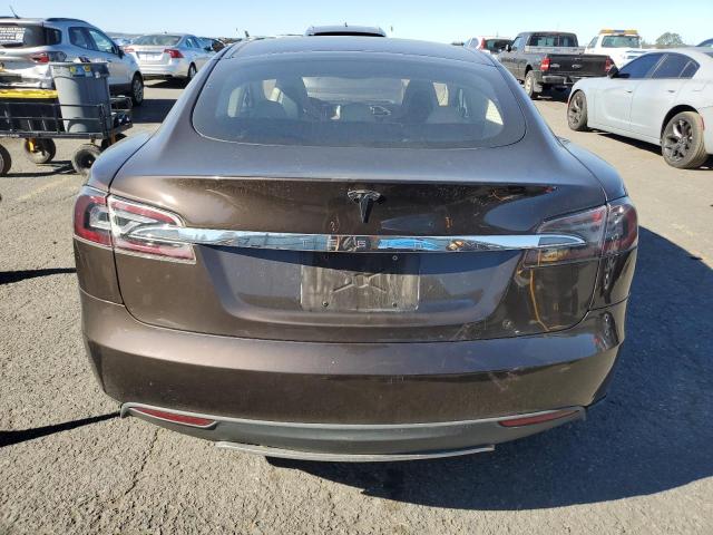 5YJSA1CN1DFP05982 - 2013 TESLA MODEL S Коричневый фото 6