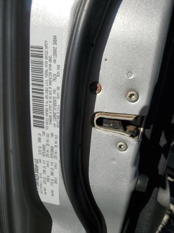 1C6RR6FT3FS565672 - 2015 RAM 1500 ST SILVER photo 12