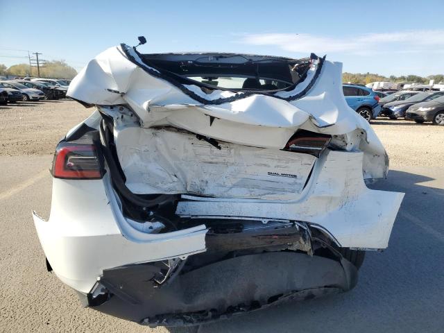 7SAYGDEF2RF027236 - 2024 TESLA MODEL Y WHITE photo 6