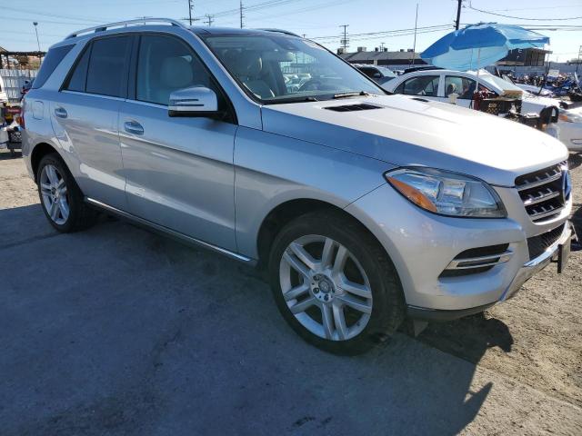 4JGDA5HB0FA500787 - 2015 MERCEDES-BENZ ML 350 4MATIC SILVER photo 4