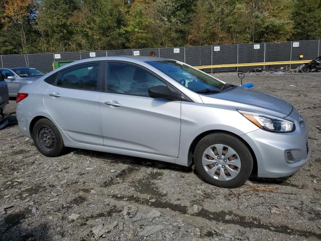 KMHCT4AE7HU331065 - 2017 HYUNDAI ACCENT SE SILVER photo 4