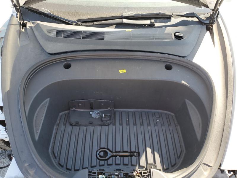 5YJ3E1EB8PF416243 - 2023 TESLA MODEL 3 WHITE photo 11