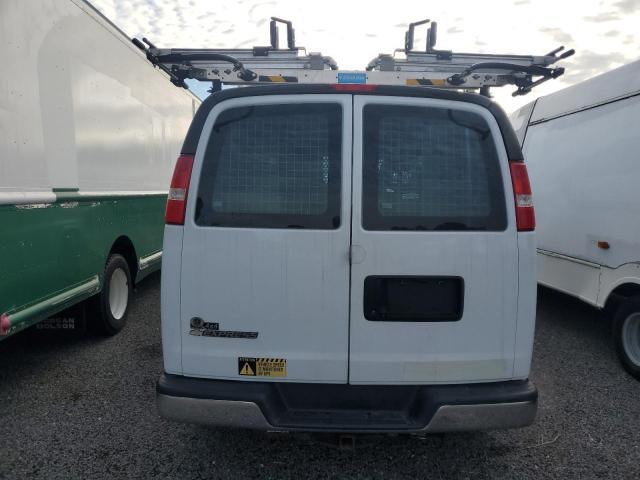 1GCZGGFG0J1286542 - 2018 CHEVROLET EXPRESS Weiß Foto 6