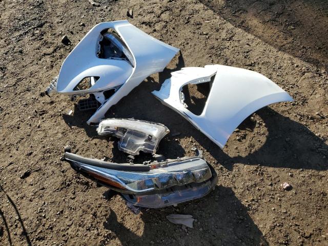 JTDKARFP1H3058448 - 2017 TOYOTA PRIUS PRIM WHITE photo 12