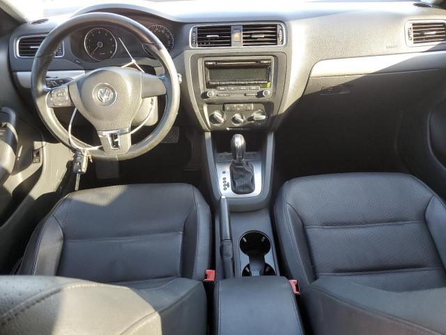 3VWD07AJ4EM241384 - 2014 VOLKSWAGEN JETTA SE Gris photo 8