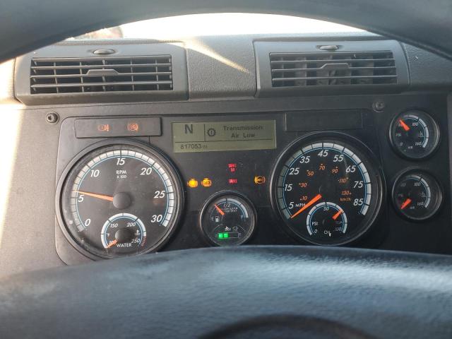 3AKJGLD52GSHB1064 - 2016 FREIGHTLINER CASCADIA 1 RED photo 8