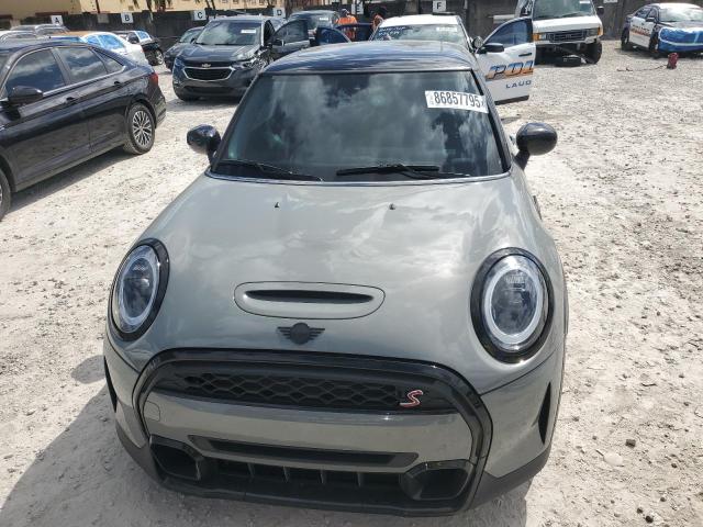 WMW53DH04P2T22418 - 2023 MINI COOPER S Gris foto 5