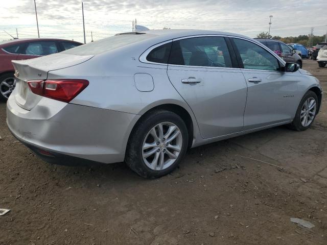 1G1ZE5ST4HF143533 - 2017 CHEVROLET MALIBU LT SILVER photo 3