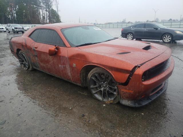 2C3CDZFJXLH243454 - 2020 DODGE CHALLENGER R/T SCAT PACK ORANGE photo 4