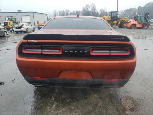 2C3CDZFJXLH243454 - 2020 DODGE CHALLENGER R/T SCAT PACK ORANGE photo 6