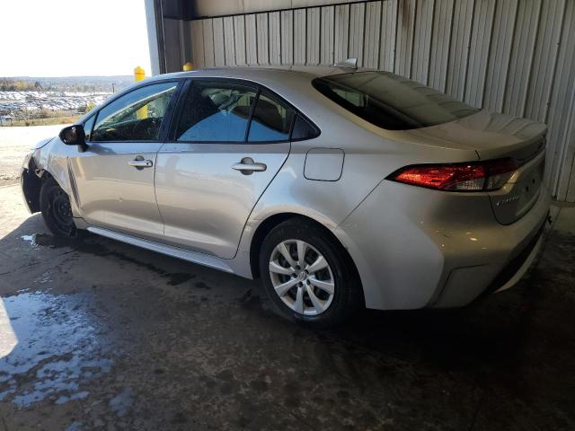 JTDEPMAE7MJ147113 - 2021 TOYOTA COROLLA LE Gümüş fotoğraf 2