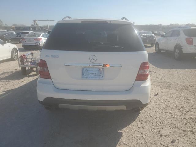 4JGBB86E86A079727 - 2006 MERCEDES-BENZ ML 350 Weiß Foto 6