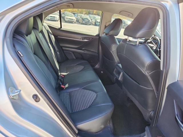 4T1G11AK9MU414972 - 2021 TOYOTA CAMRY SE SILVER photo 10