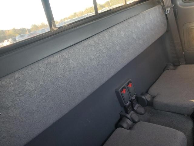 4TASM92N3YZ650373 - 2000 TOYOTA TACOMA XTRACAB PRERUNNER ვერცხლისფერი ფოტო 10