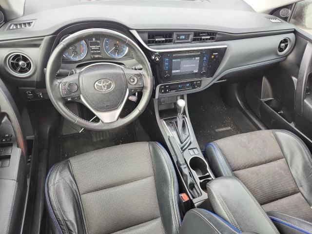 5YFBURHE2HP585683 - 2017 TOYOTA COROLLA L SILVER photo 8