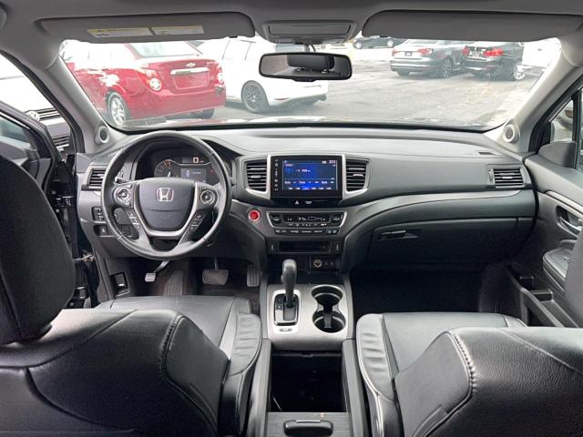 5FNYF6H55HB062124 - 2017 HONDA PILOT EXL BLACK photo 9