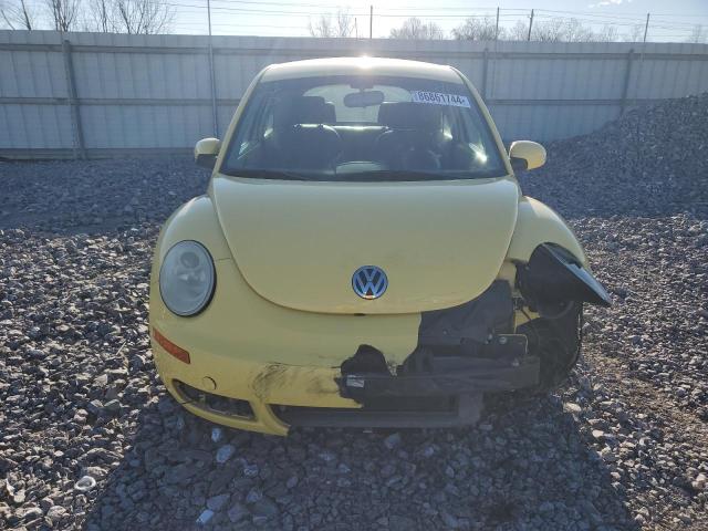 3VWPW3AG5AM000453 - 2010 VOLKSWAGEN NEW BEETLE YELLOW photo 5