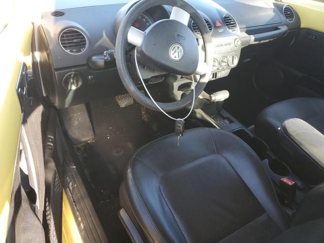3VWPW3AG5AM000453 - 2010 VOLKSWAGEN NEW BEETLE YELLOW photo 8
