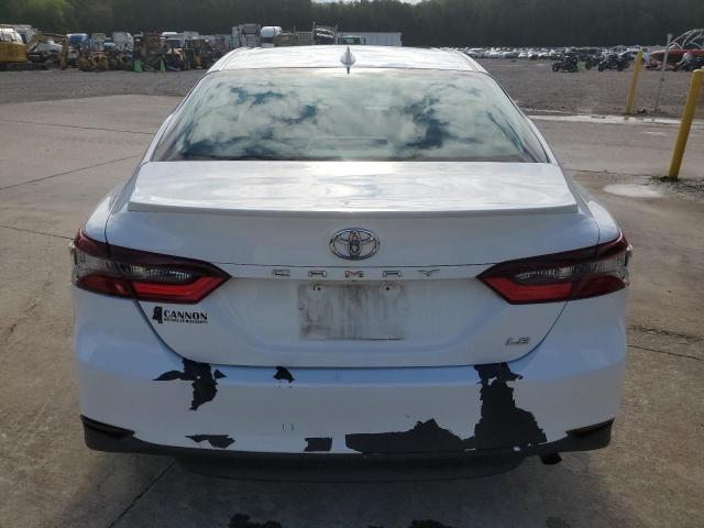 4T1C11AKXPU721540 - 2023 TOYOTA CAMRY LE WHITE photo 6