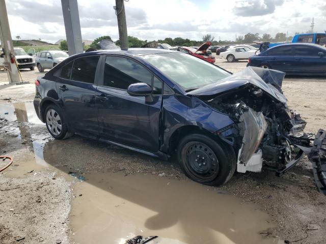 5YFEPMAE5MP268685 - 2021 TOYOTA COROLLA LE Көк фото 4