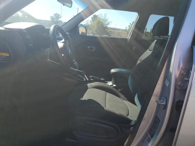 KNDJN2A28K7010819 - 2019 KIA SOUL ვერცხლისფერი ფოტო 7