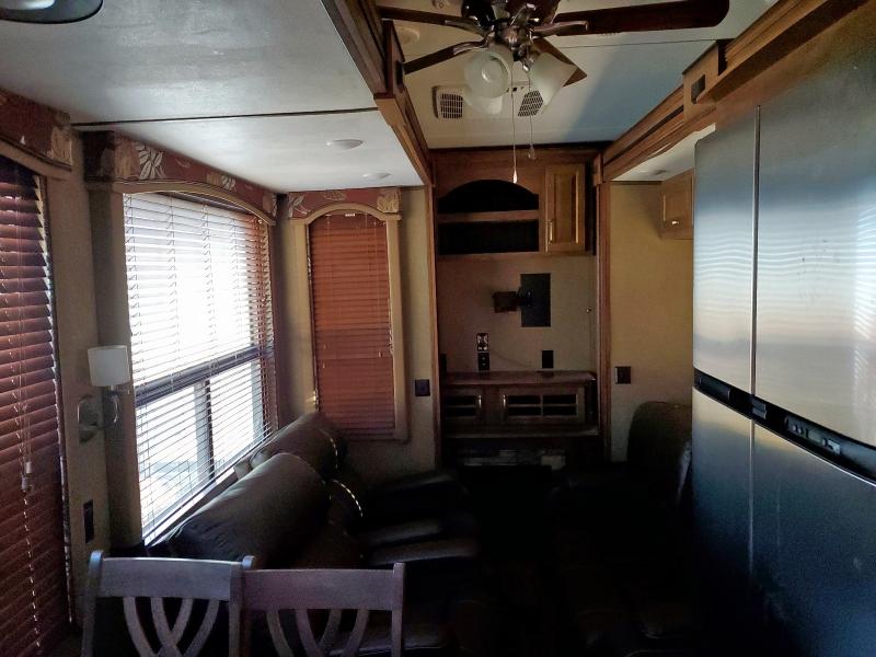 4YDF30020HE760248 - 2017 KEYSTONE AVALANCHE ორფეროვანი ფოტო 6