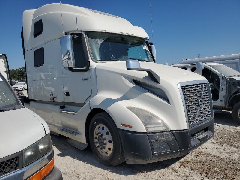 2019 VOLVO VNL VNL, null