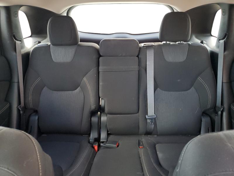 1C4PJLCB7GW291811 - 2016 JEEP CHEROKEE LATITUDE Czarny zdjęcie 10