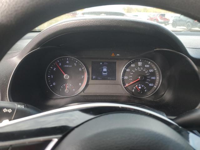 3KPF24AD4KE062136 - 2019 KIA FORTE FE Beyaz fotoğraf 9