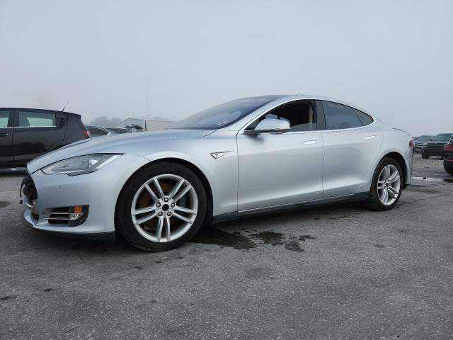 2013 TESLA MODEL S, 