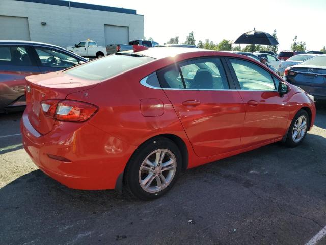 1G1BE5SMXJ7130621 - 2018 CHEVROLET CRUZE LT წითელი ფოტო 3