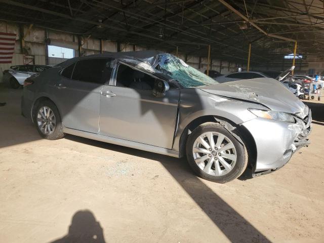 4T1B11HK0KU170044 - 2019 TOYOTA CAMRY L فضي صورة 4