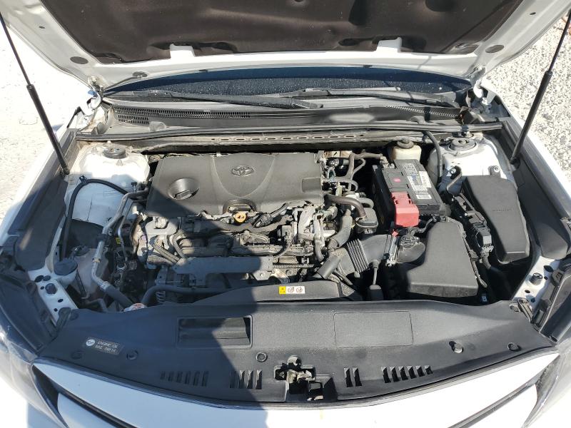 4T1B11HK0JU650714 - 2018 TOYOTA CAMRY L თეთრი ფოტო 11