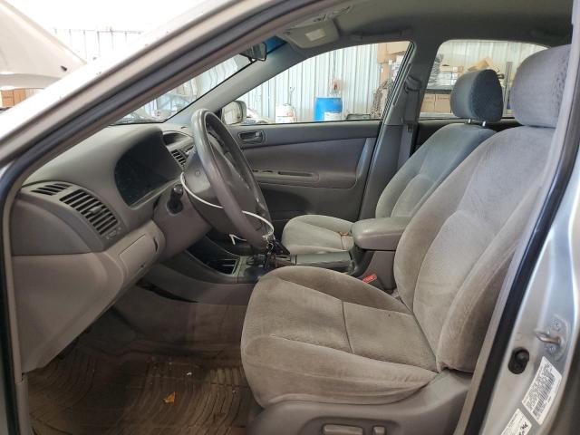 4T1BE32K83U138775 - 2003 TOYOTA CAMRY LE Արծաթագույն լուսանկար 7