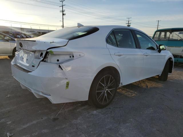 4T1T11AK3PU170223 - 2023 TOYOTA CAMRY SE NIGHT SHADE WHITE photo 3