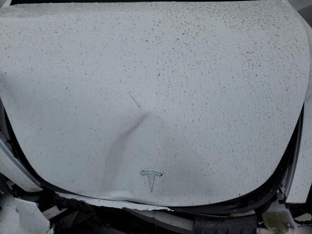 5YJ3E1EB8KF482042 - 2019 TESLA MODEL 3 Білий фото 11