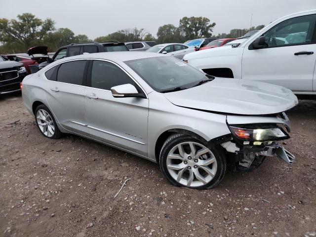 2G1125S33J9111967 - 2018 CHEVROLET IMPALA PREMIER SILVER photo 4