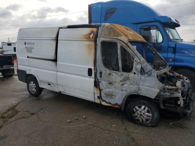 3C6TRVDG9JE131516 - 2018 RAM PROMASTER 2500 HIGH 白色 照片 4