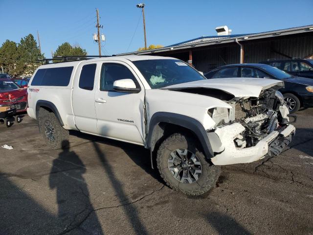 5TFSZ5AN9HX076177 - 2017 TOYOTA TACOMA ACCESS CAB Սպիտակ լուսանկար 4