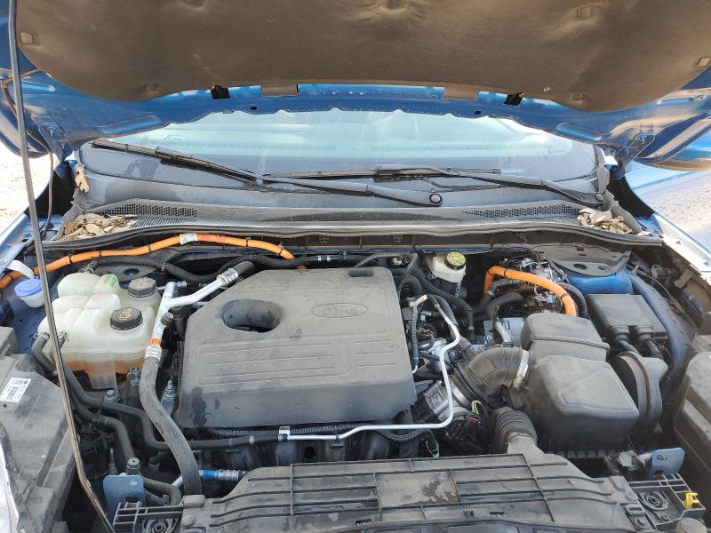 1FMCU0DZ6LUB02888 - 2020 FORD ESCAPE TITANIUM BLUE photo 11