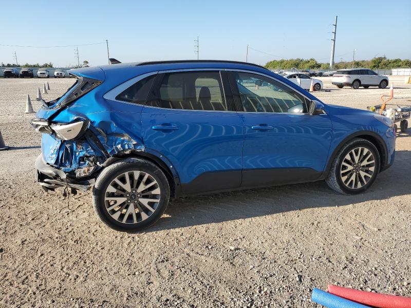 1FMCU0DZ6LUB02888 - 2020 FORD ESCAPE TITANIUM BLUE photo 3