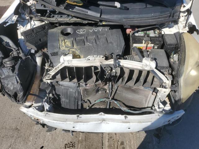 JTKKU4B49A1006730 - 2010 TOYOTA SCION XD WHITE photo 11