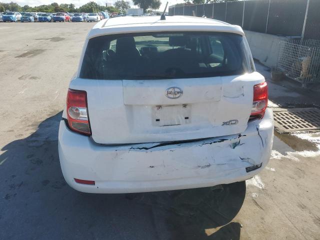 JTKKU4B49A1006730 - 2010 TOYOTA SCION XD WHITE photo 6